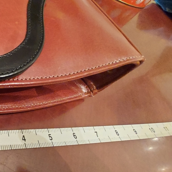 Ingledews vintage mini crossbody/shoulder leather bag - Picture 8 of 16